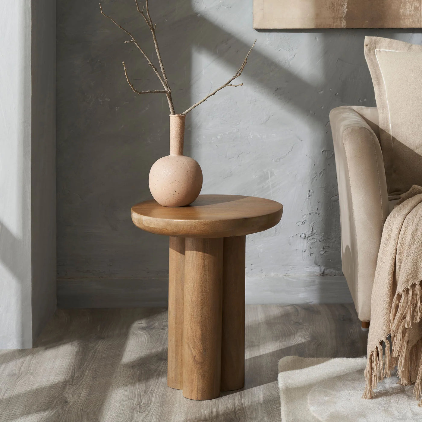 Aliénor End Table (Honey Finish)